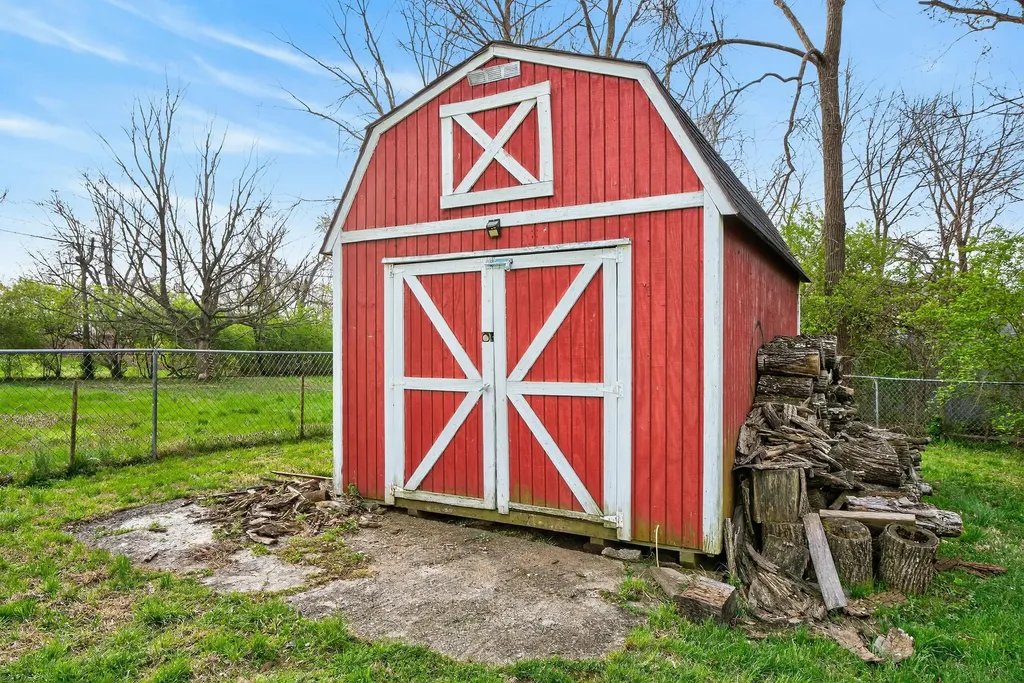 205 Laurel Lane Nicholasville KY 40356