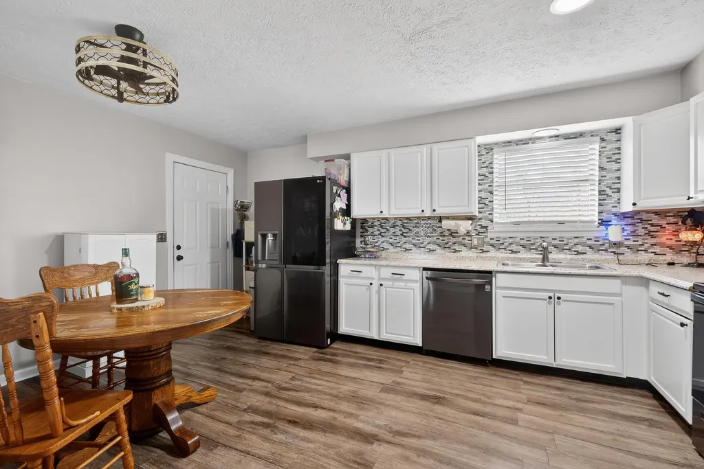 205 Laurel Lane Nicholasville KY 40356