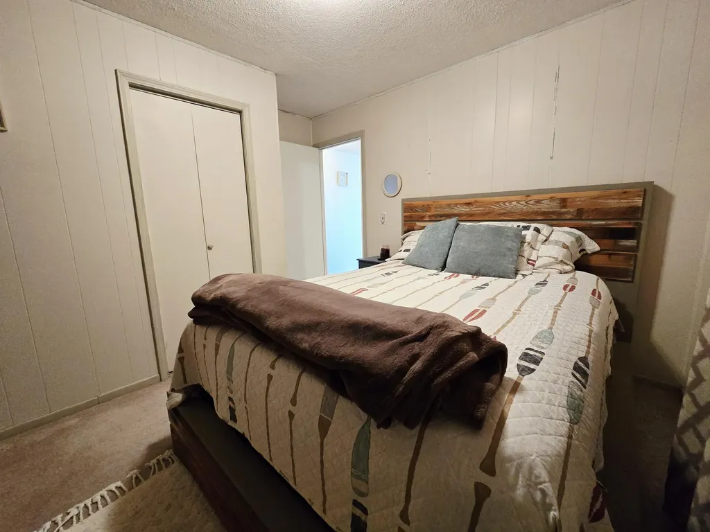 150 Lakeview Circle Nancy KY 42544