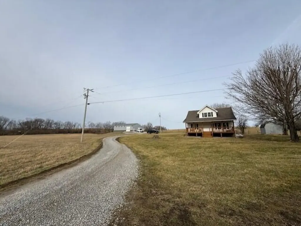 973 Levy Road Paris KY 40361