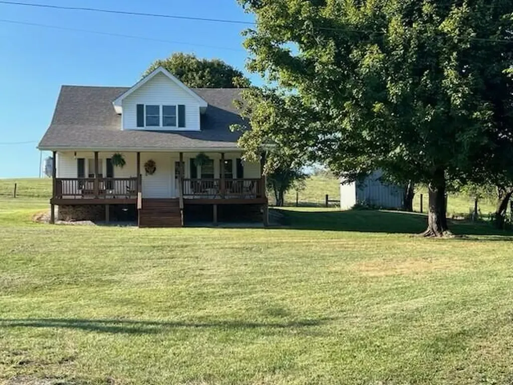 973 Levy Road Paris KY 40361