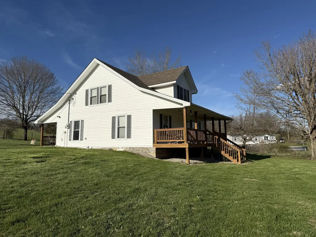 973 Levy Road Paris KY 40361