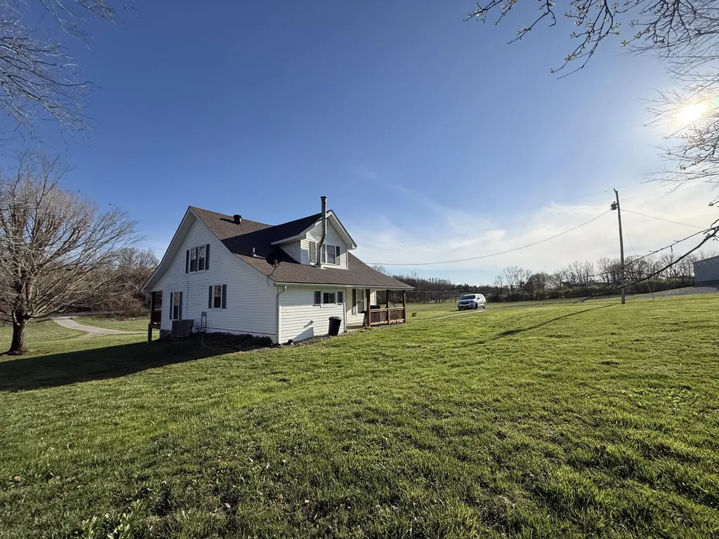 973 Levy Road Paris KY 40361