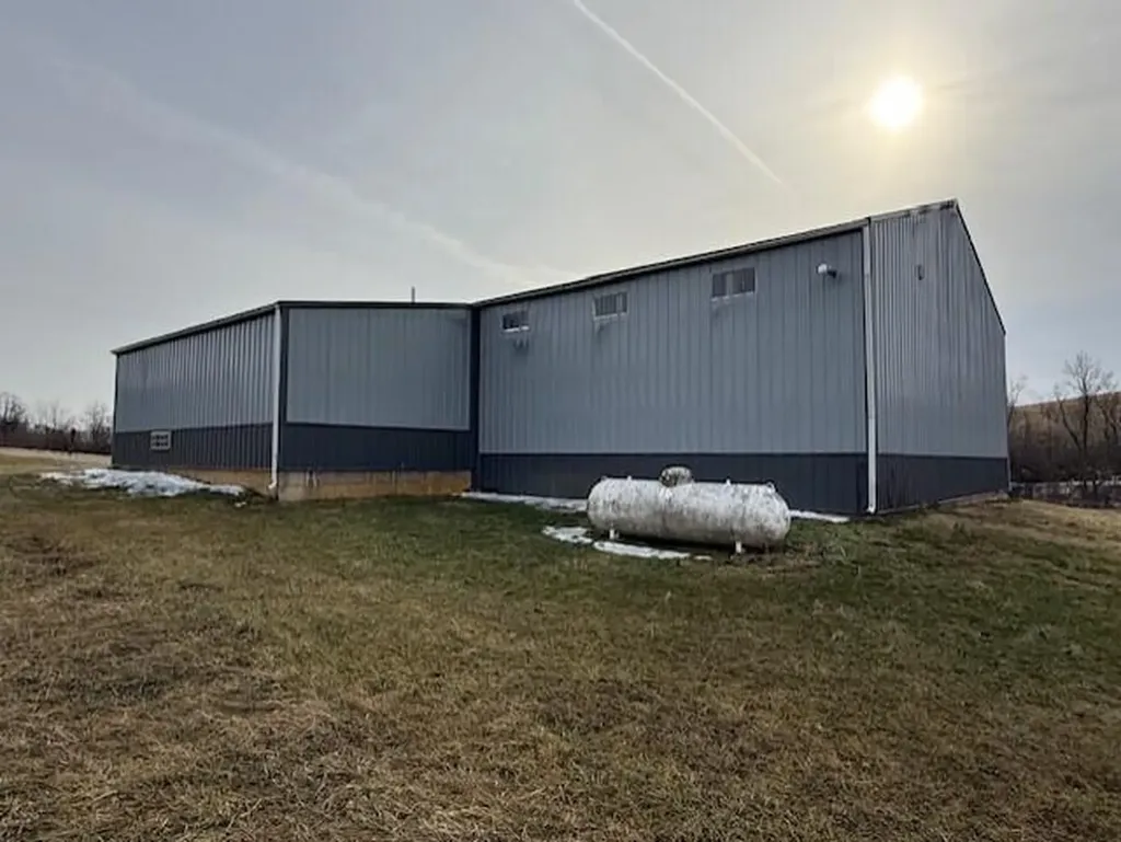 973 Levy Road Paris KY 40361