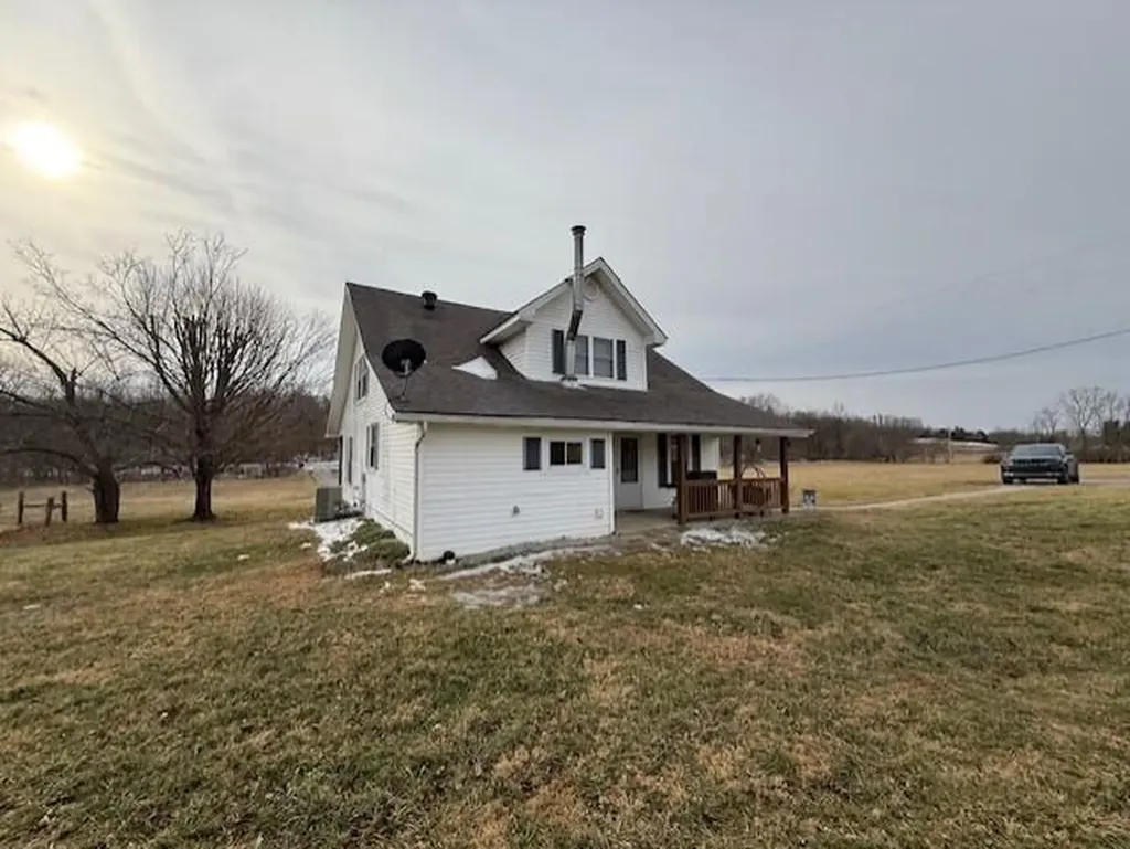 973 Levy Road Paris KY 40361