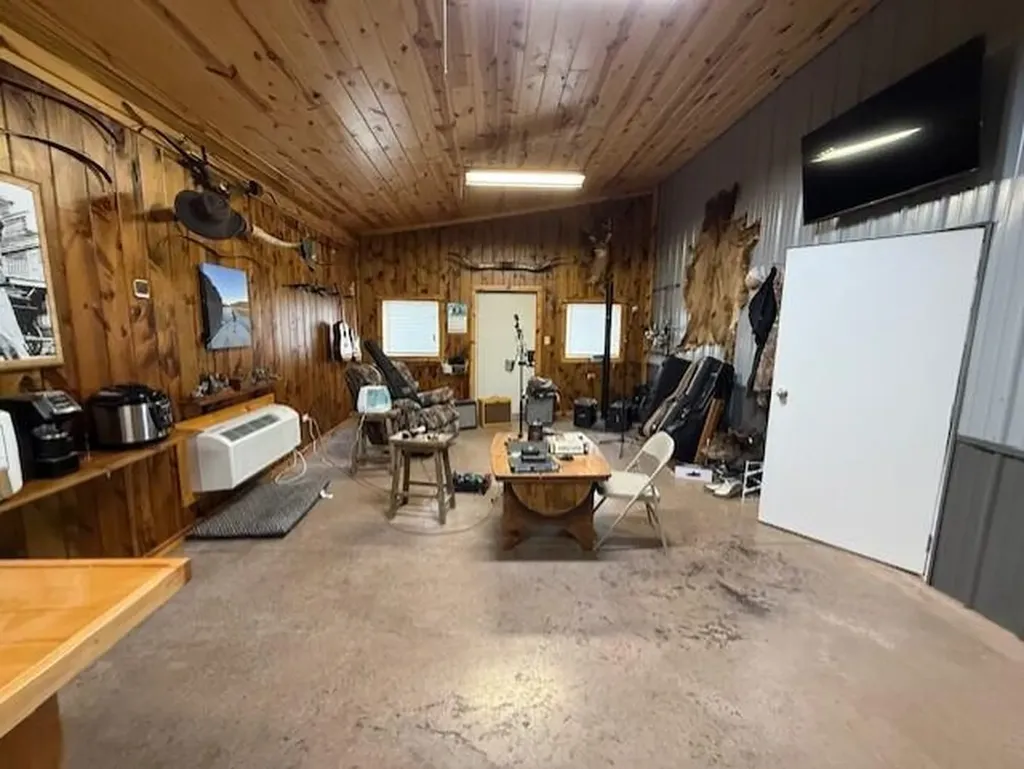 973 Levy Road Paris KY 40361