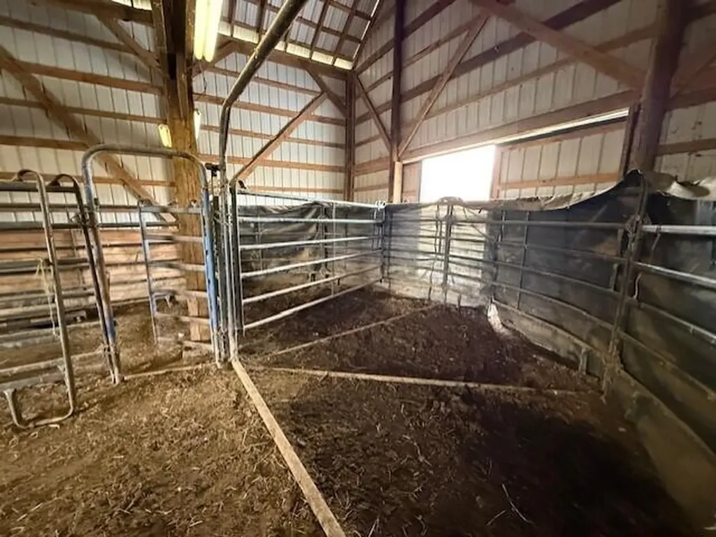 973 Levy Road Paris KY 40361