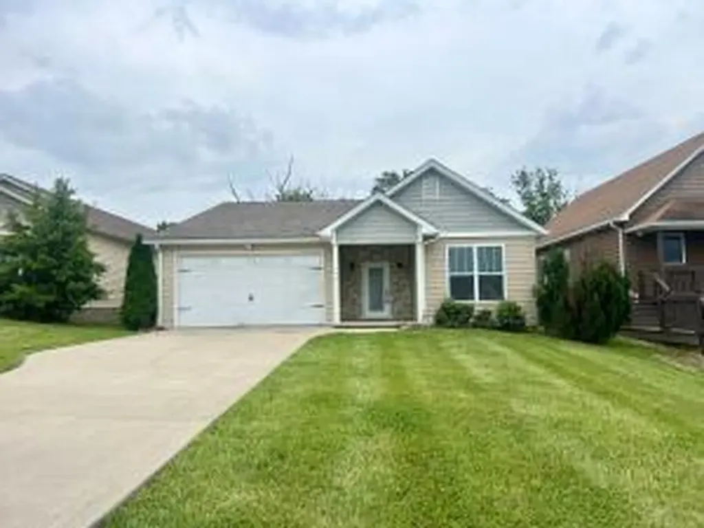 370 Persimmon Way Harrodsburg KY 40330