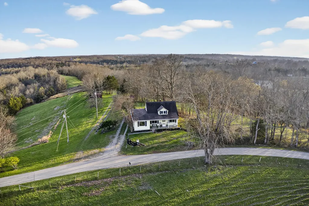 1173 Burgin Road Lawrenceburg KY 40342