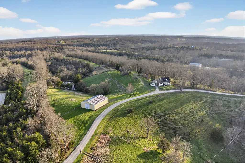 1173 Burgin Road Lawrenceburg KY 40342