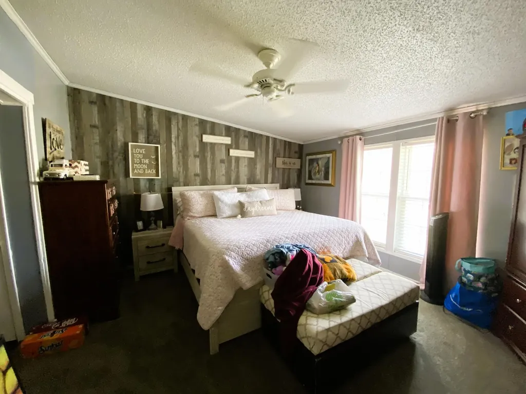 2296 Highway 3443 Annville KY 40402