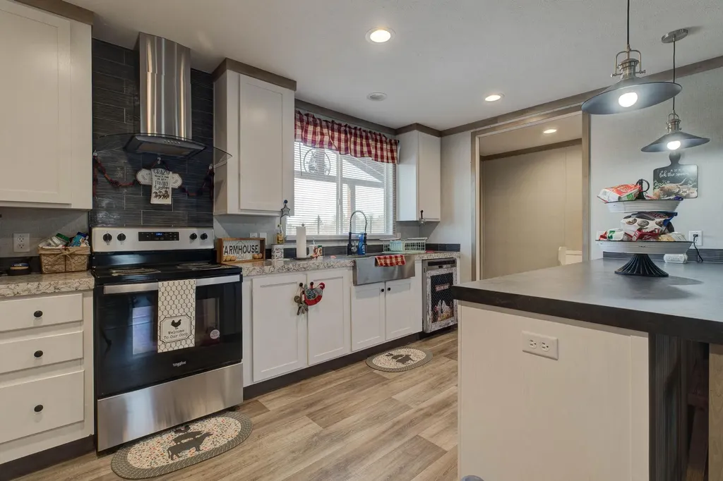 1867 Dan Ridge Road Wellington KY 40387