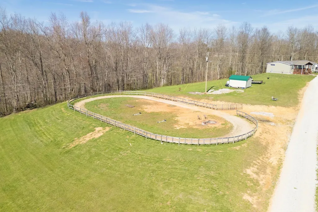 1867 Dan Ridge Road Wellington KY 40387