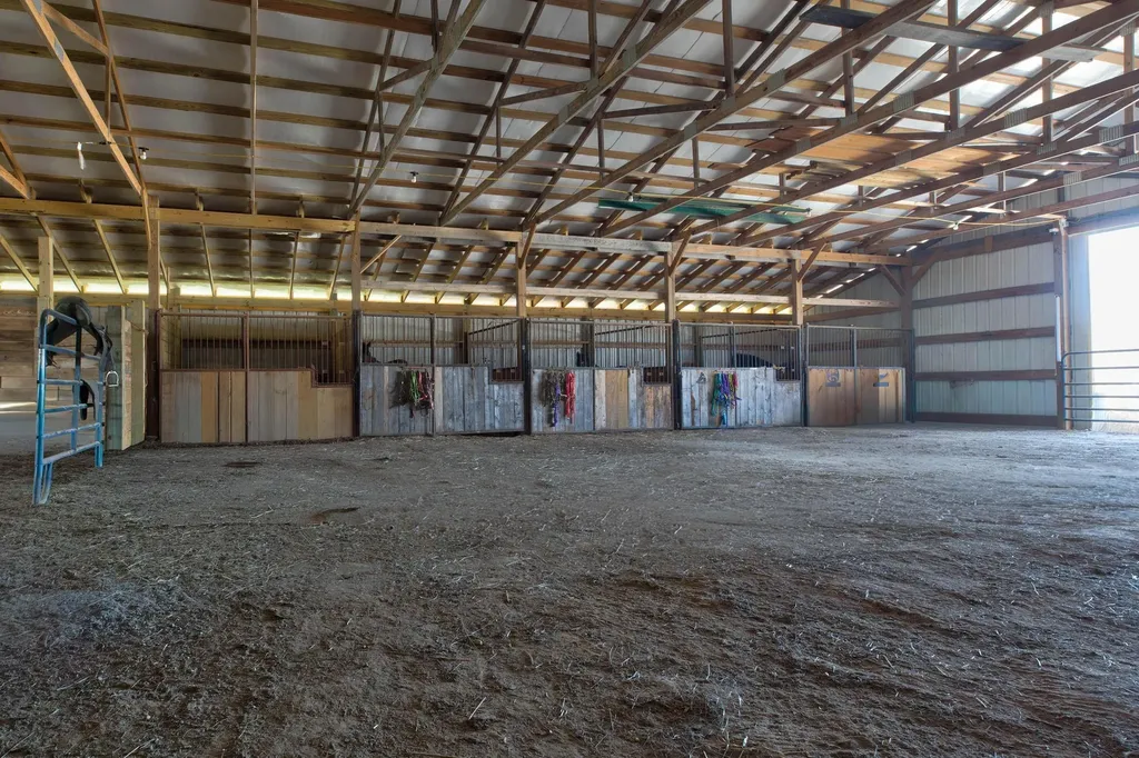 1867 Dan Ridge Road Wellington KY 40387