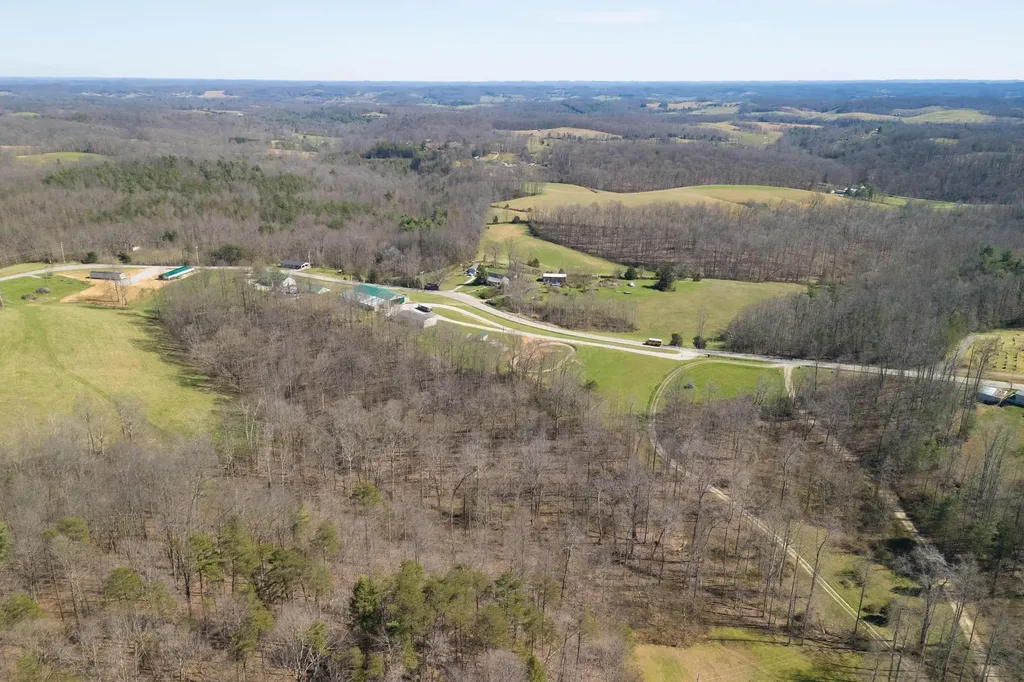 1867 Dan Ridge Road Wellington KY 40387