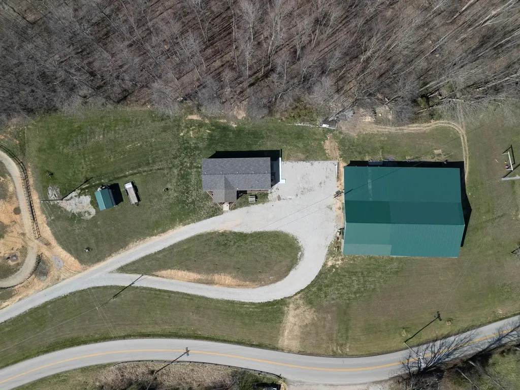 1867 Dan Ridge Road Wellington KY 40387