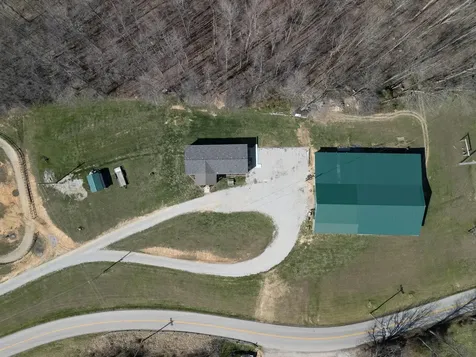1867 Dan Ridge Road Wellington KY 40387