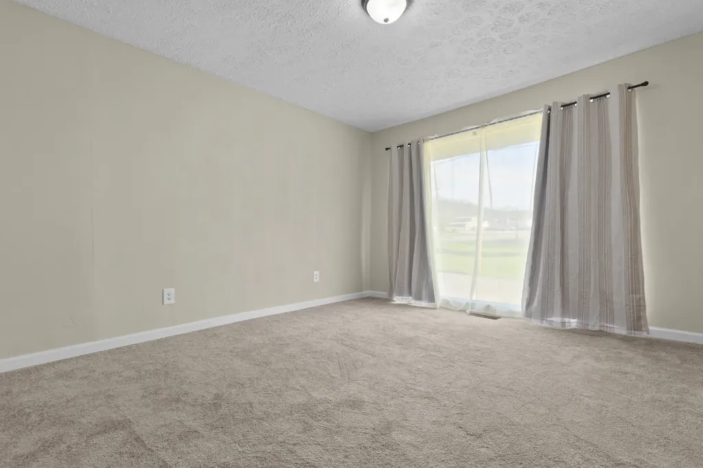 221 Halls Road Stanton KY 40380