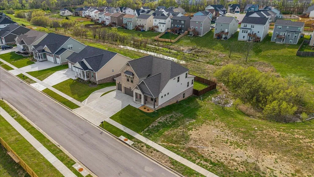 139 Meadow Lark Trail Georgetown KY 40324