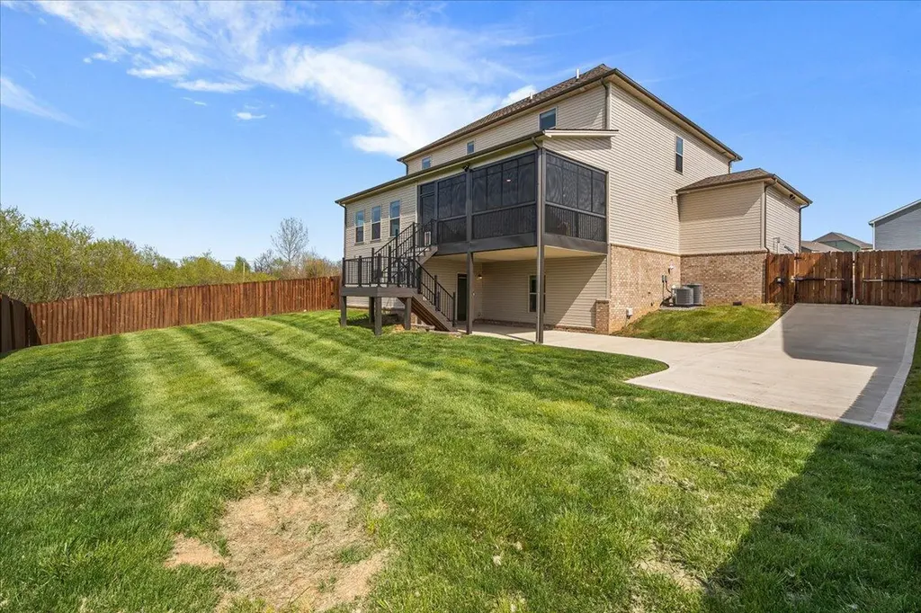 139 Meadow Lark Trail Georgetown KY 40324