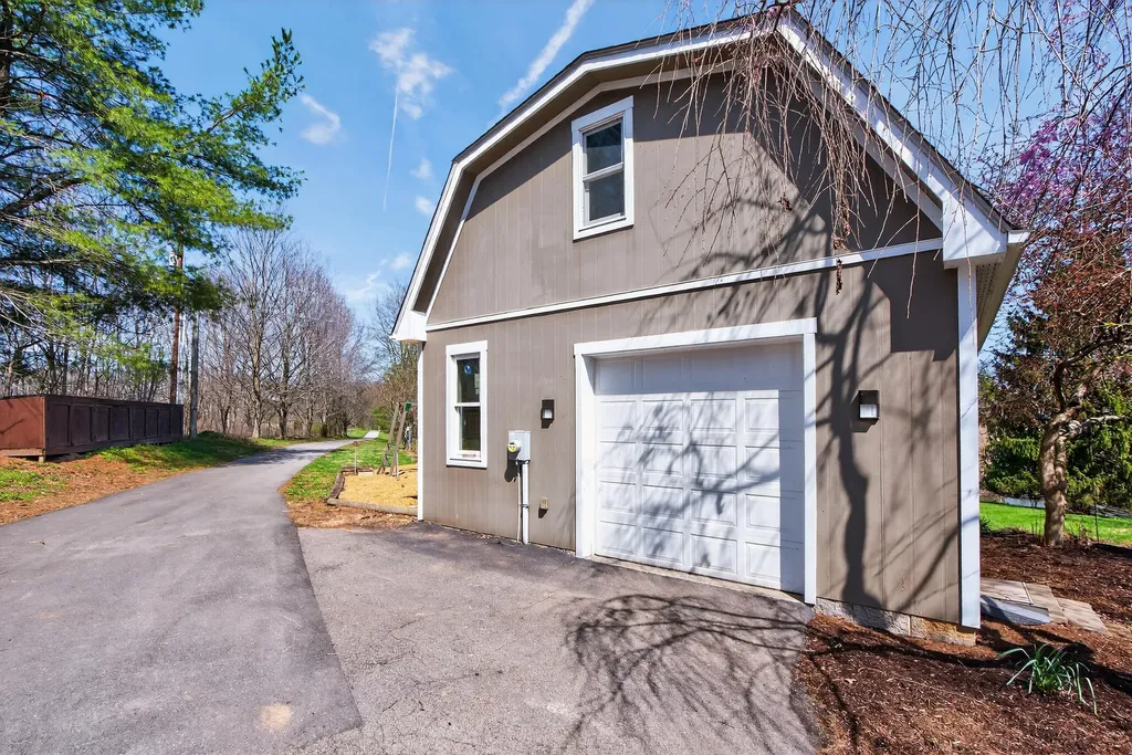 364 Muir Lane Georgetown KY 40324