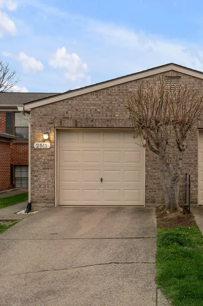 2511 Crusaders Way Lexington KY 40509