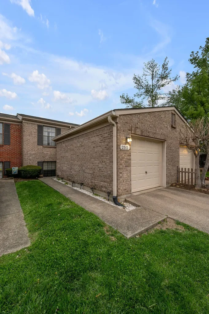 2511 Crusaders Way Lexington KY 40509
