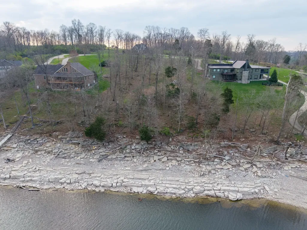998 Hunter Drive Lancaster KY 40444