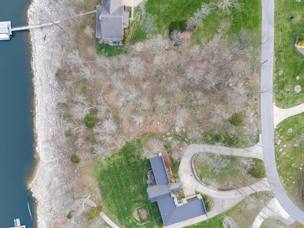 998 Hunter Drive Lancaster KY 40444