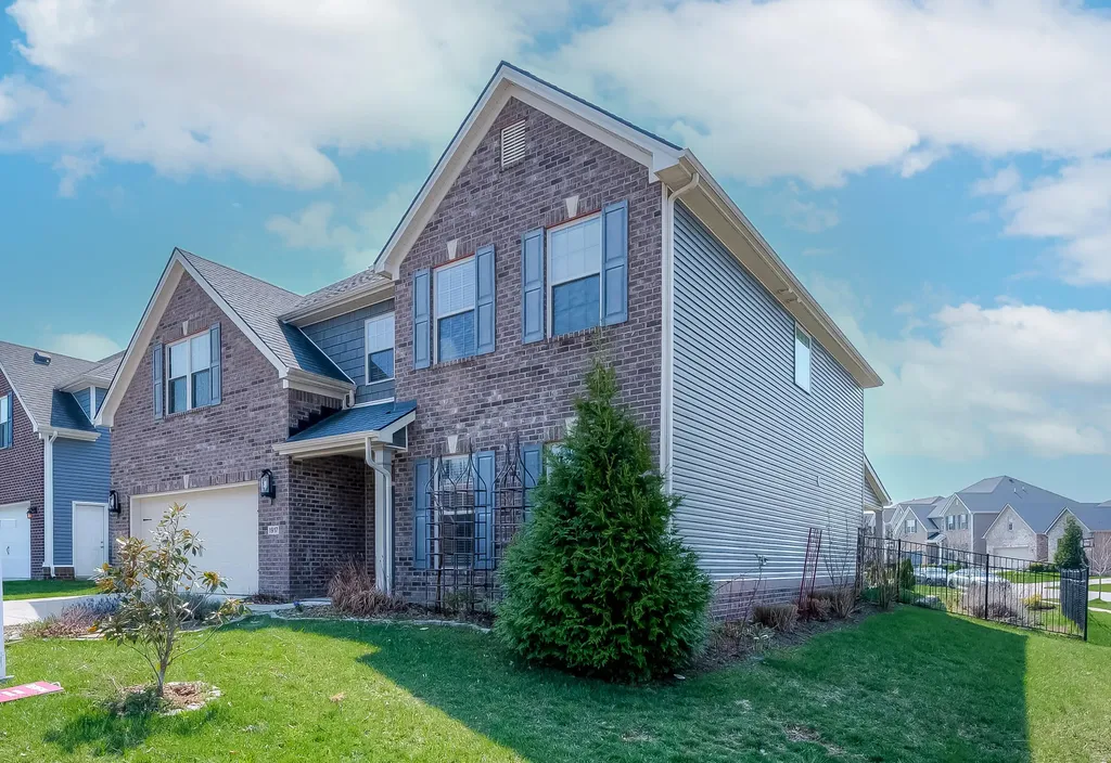 1917 Cattle Path Lexington KY 40509