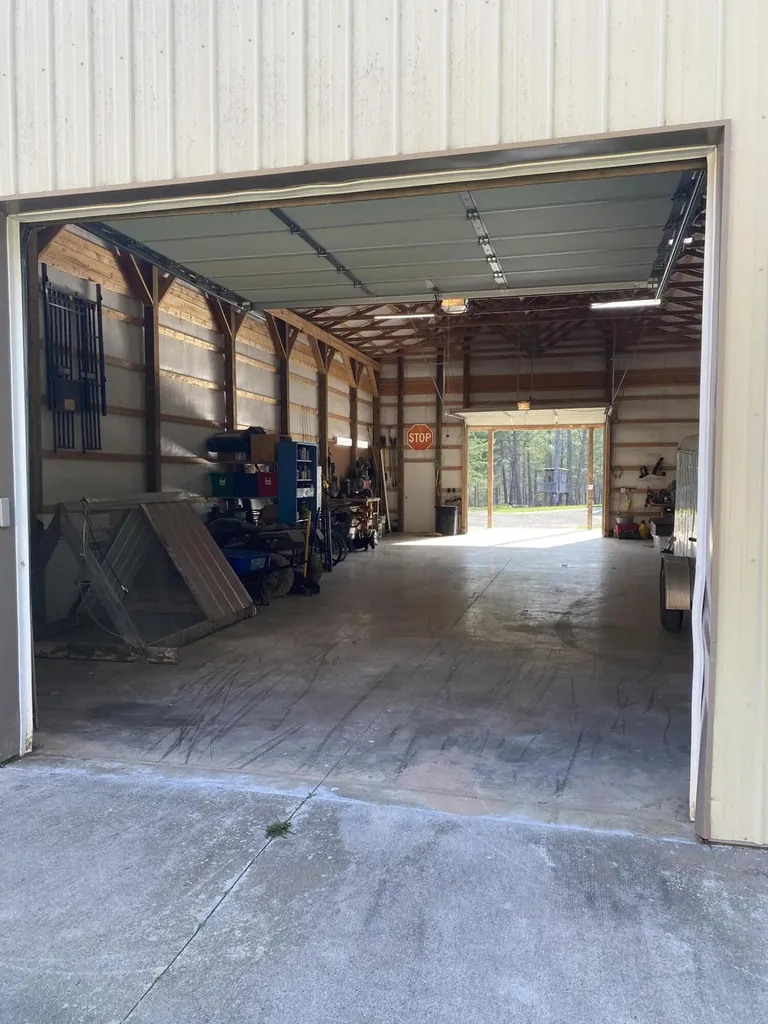 11598 Red Lick Road Irvine KY 40336