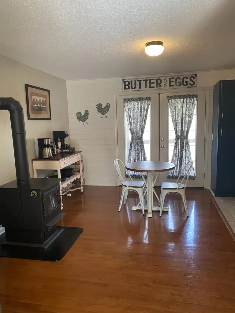 11598 Red Lick Road Irvine KY 40336