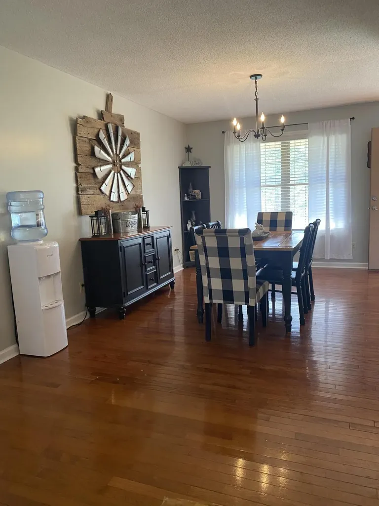 11598 Red Lick Road Irvine KY 40336