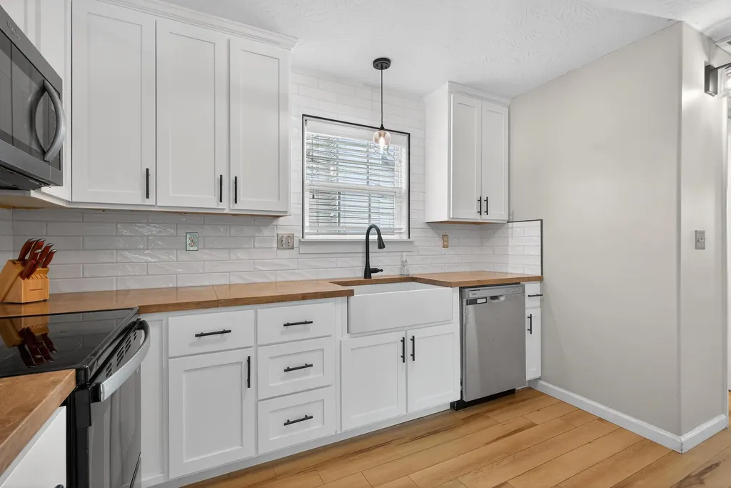 628 John Sutherland Drive Nicholasville KY 40356