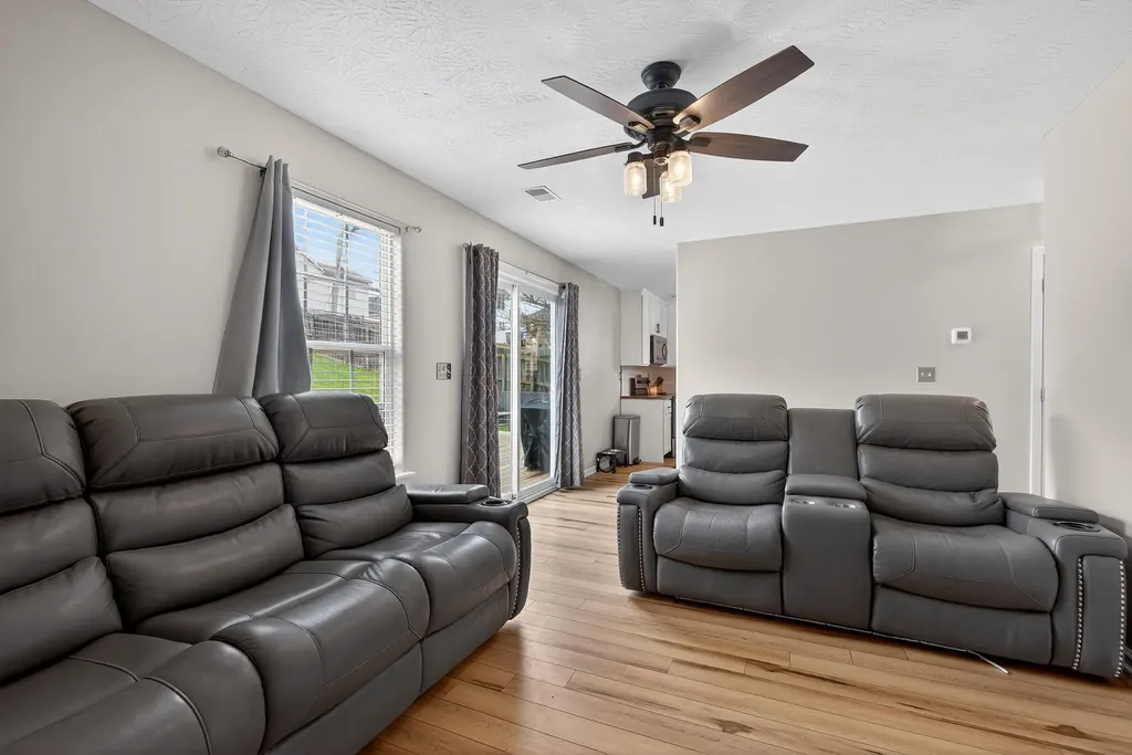 628 John Sutherland Drive Nicholasville KY 40356