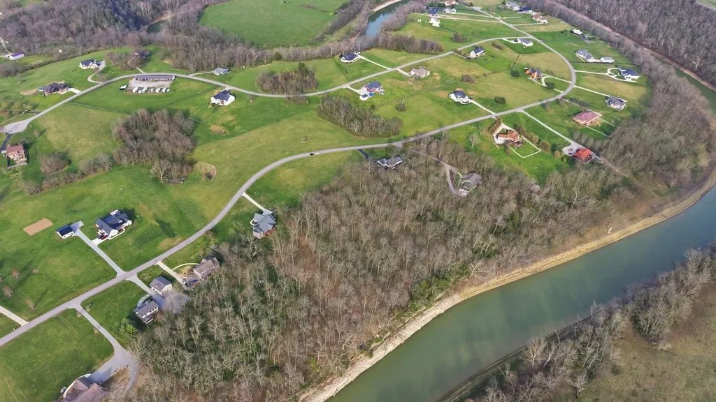 480 Lakeside Drive Lancaster KY 40444