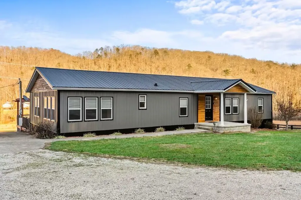 1325 Star Gap Road Stanton KY 40380