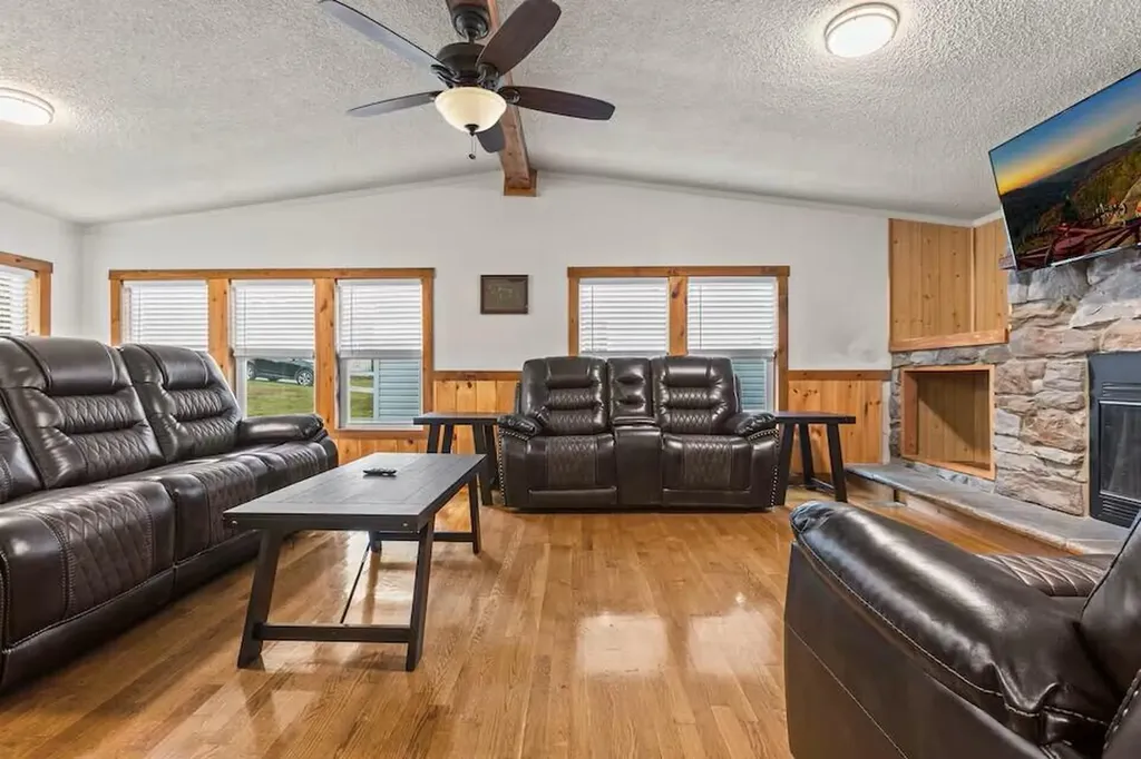 1325 Star Gap Road Stanton KY 40380