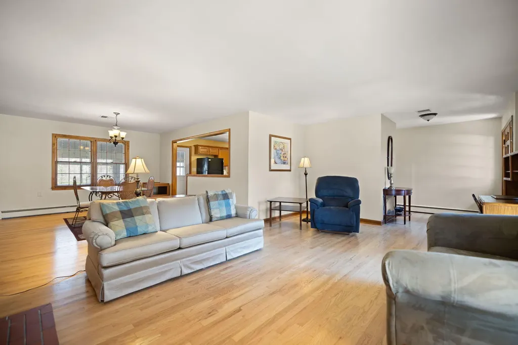 325 Maple Avenue Burnside KY 42519