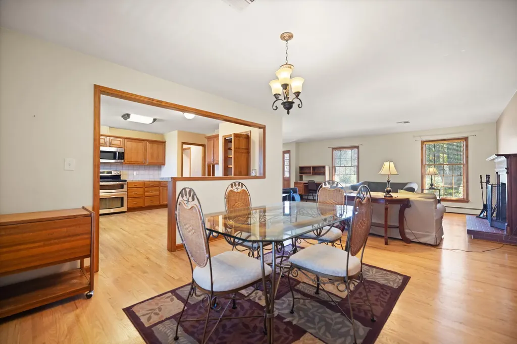 325 Maple Avenue Burnside KY 42519