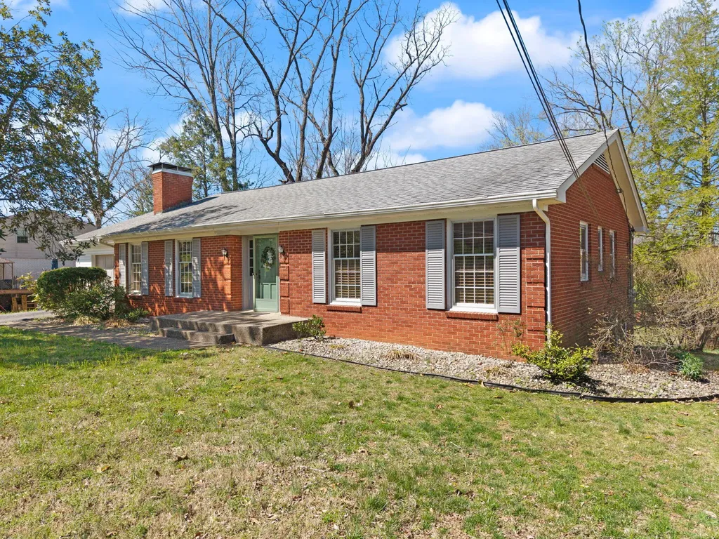 325 Maple Avenue Burnside KY 42519