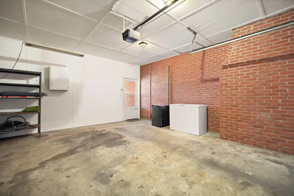 325 Maple Avenue Burnside KY 42519