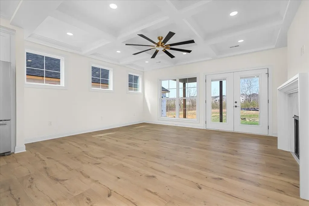 4264 Buttermilk Road Lexington KY 40509