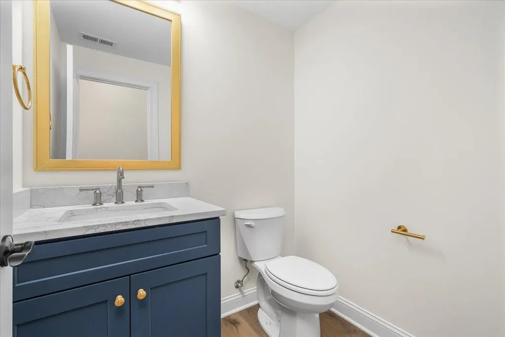 4264 Buttermilk Road Lexington KY 40509