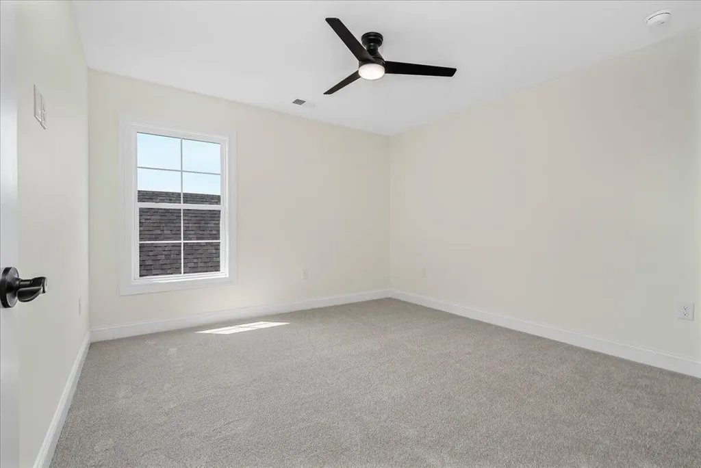 4264 Buttermilk Road Lexington KY 40509