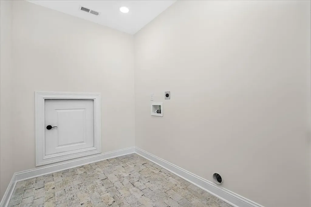 4264 Buttermilk Road Lexington KY 40509