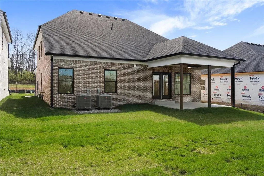 4264 Buttermilk Road Lexington KY 40509