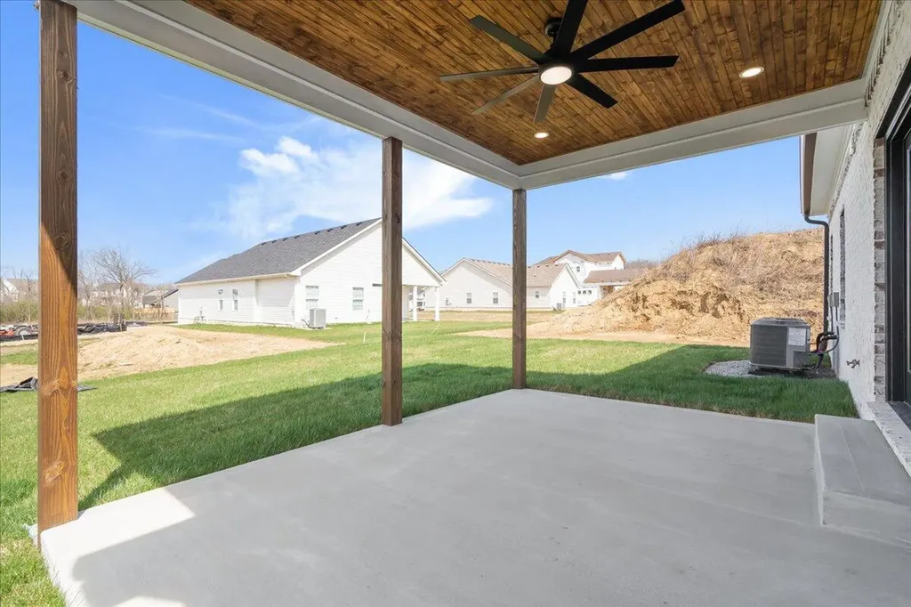 4260 Buttermilk Road Lexington KY 40509