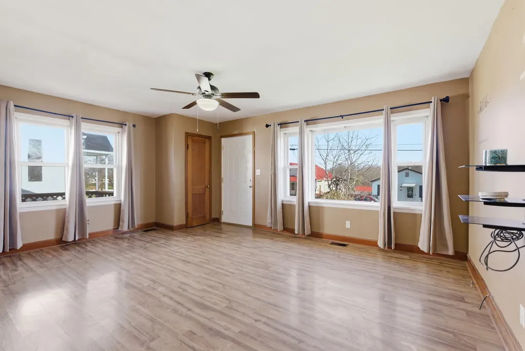 107 Stone Avenue Cynthiana KY 41031