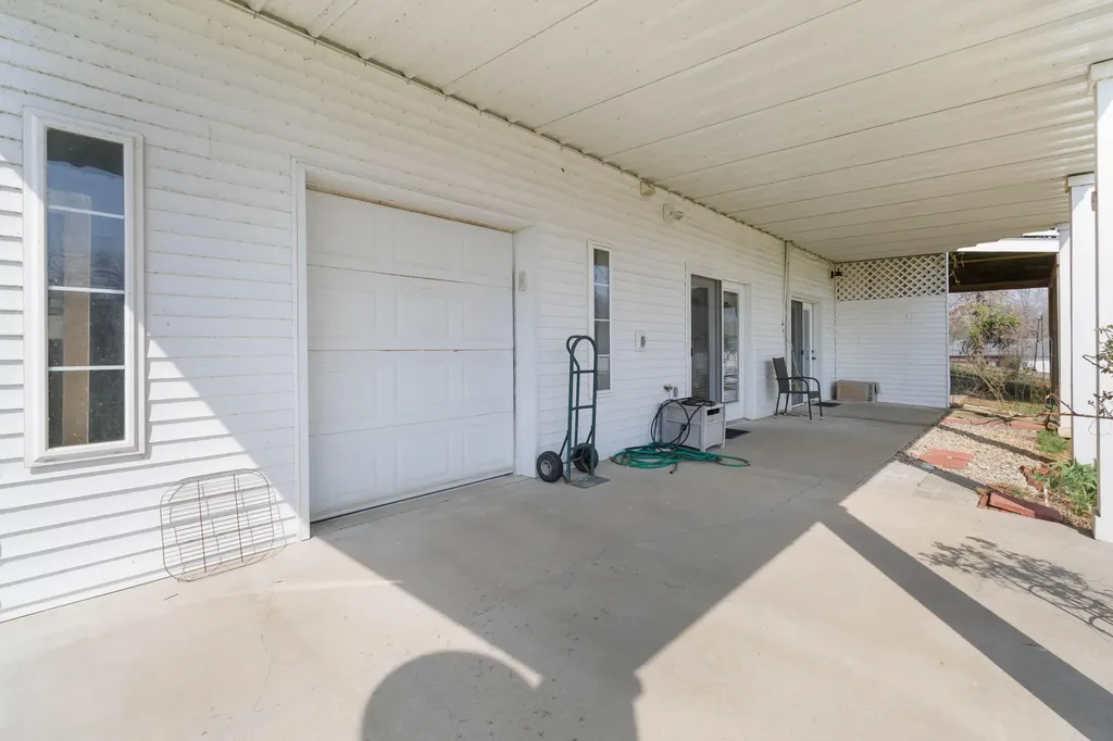 109 Dylan Drive Jamestown KY 42629